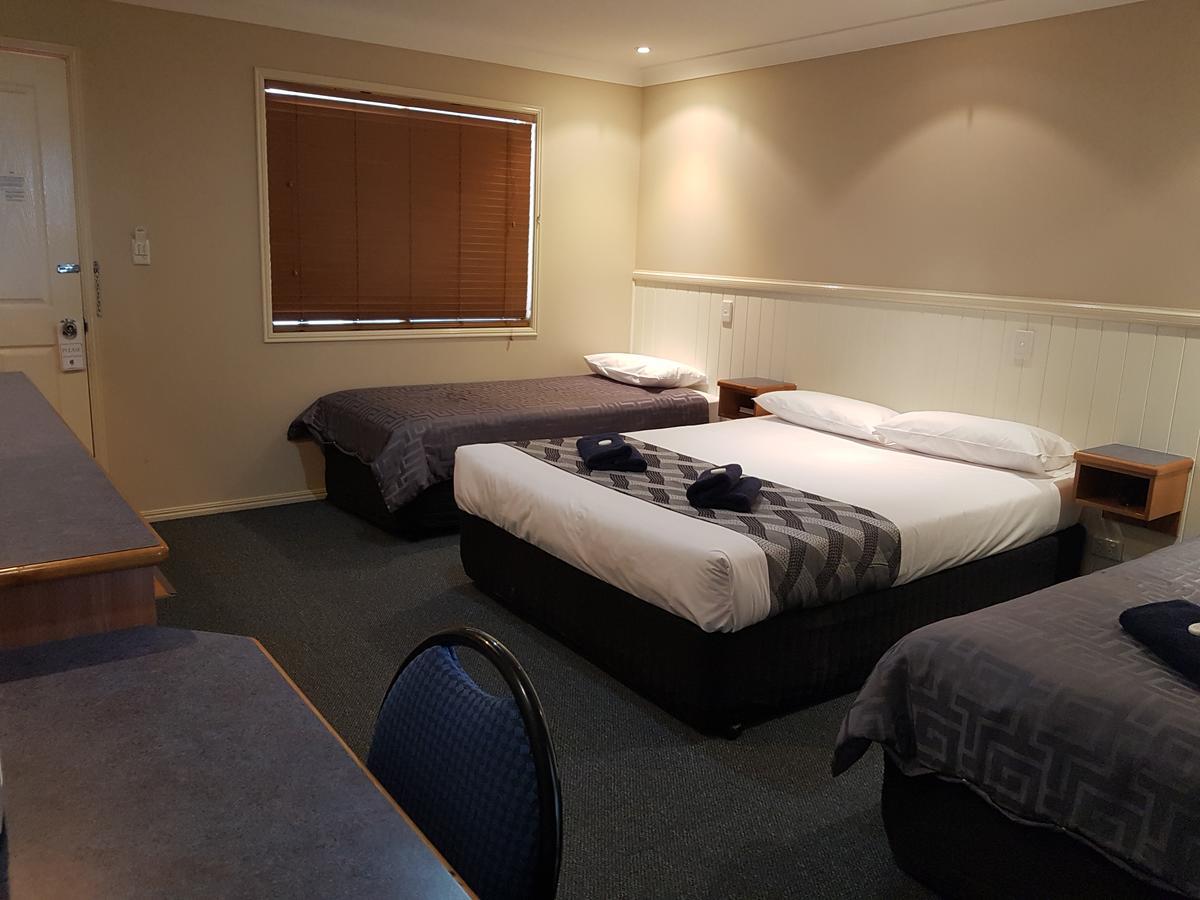 Dirranbandi Motor Inn Luaran gambar